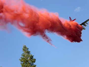 This pic of the retardant planes was from Glenn's lookout point on the Castle Rock (Idaho) fire.