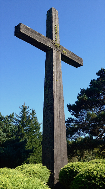 skyline memorial old wooden cross